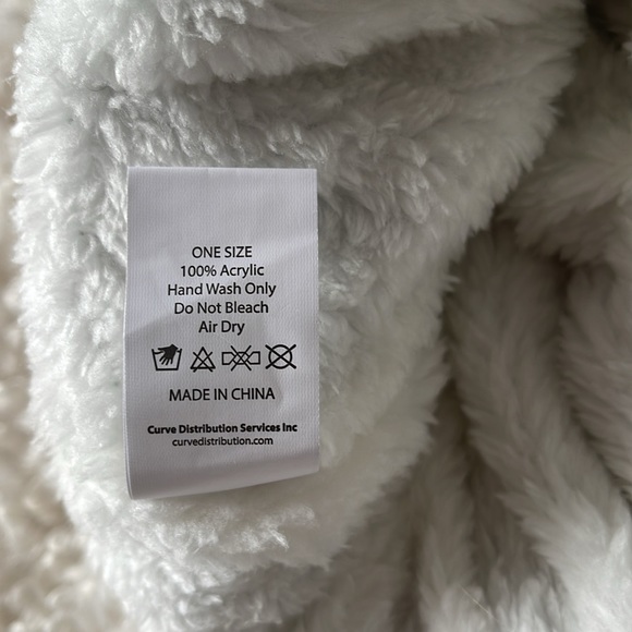 Bundle 2 for $20😀 NWT Toque - Picture 7 of 8